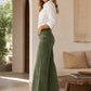 High-Waist-Jeans mit weitem Bein und Knopfdetail