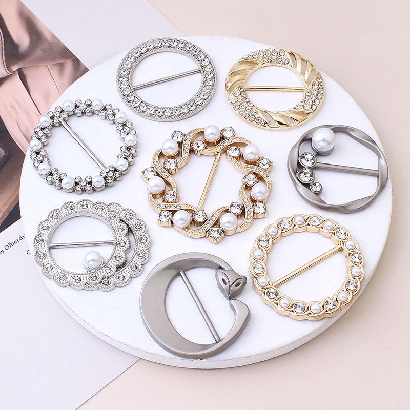 [Buy 1 Get 1 Free]🔥 Classic All-match Pearl Rhinestone Buckles